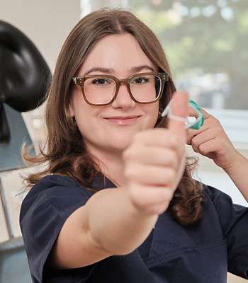 alternative image text